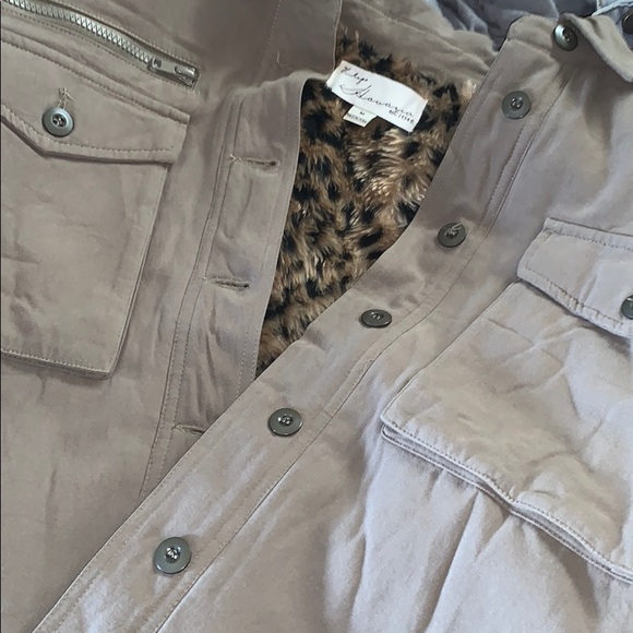 Tan/Green Leopard Print Utility Jacket - Picture 4 of 5
